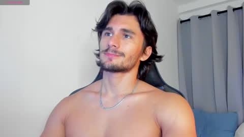 Axel online show from September 17, 12:45 am