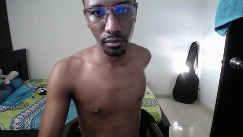 Snapshot of axel_rios_207467 chatting on November 4, 9:25 pm axel rios online show from November 4, 9:25 pm