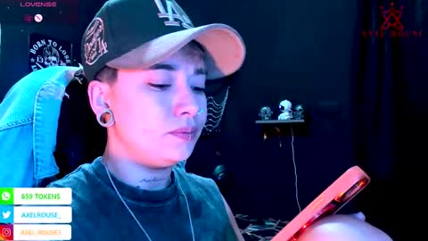 Snapshot of axel_rouse1 chatting on January 11, 7:08 pm Axel Rouse online show from January 11, 7:08 pm