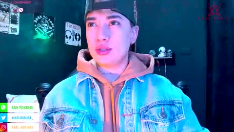 Snapshot of axel_rouse1 chatting on January 14, 2:33 pm Axel Rouse online show from January 14, 2:33 pm