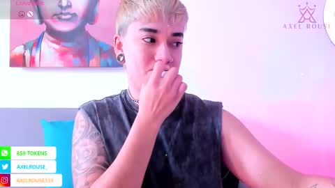 Snapshot of axel_rouse1 chatting on February 2, 5:55 pm Axel Rouse online show from February 2, 5:55 pm