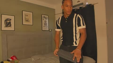 AXEL SILVA online show from October 11, 12:36 pm