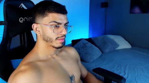 axel stein NEW ACCOUNT online show from February 6, 4:53 am