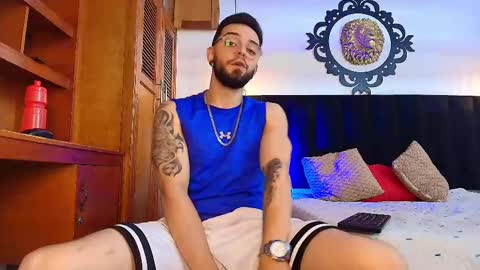     online show from September 25, 8:34 pm