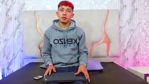 AXEL  online show from February 2, 12:48 pm