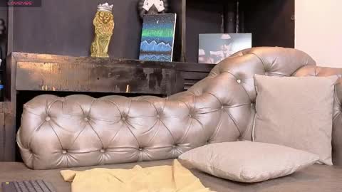 Axel  online show from May 5, 8:17 pm