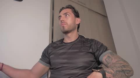 Snapshot of axelblaze_1 chatting on March 13, 12:56 pm axelblaze_1 online show from March 13, 12:56 pm