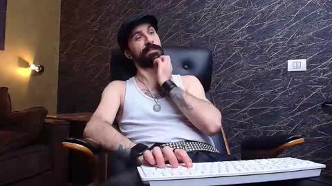 AxelColton online show from January 12, 11:26 am