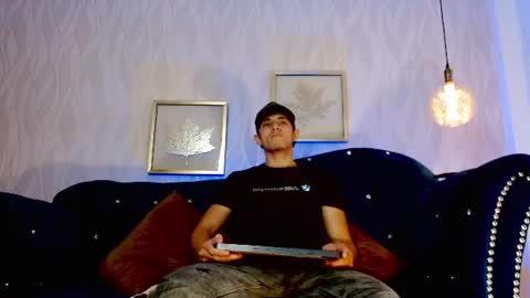 Snapshot of axelfalcon chatting on June 9, 6:30 pm Axel online show from June 9, 6:30 pm