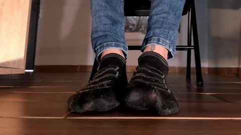 Snapshot of axellcollins chatting on March 3, 10:20 pm im your little femboy ALEX online show from March 3, 10:20 pm