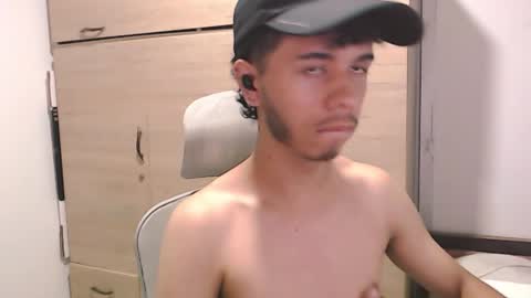 axelldark online show from March 3, 7:20 pm