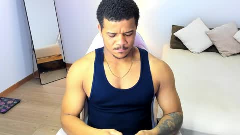 Snapshot of axelldasilva chatting on May 30, 12:08 am AXEL DA SILVA online show from May 30, 12:08 am