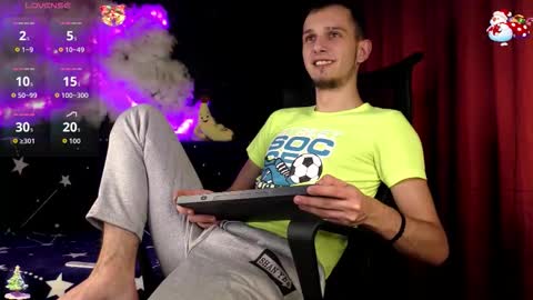 Axxel online show from December 14, 3:50 pm