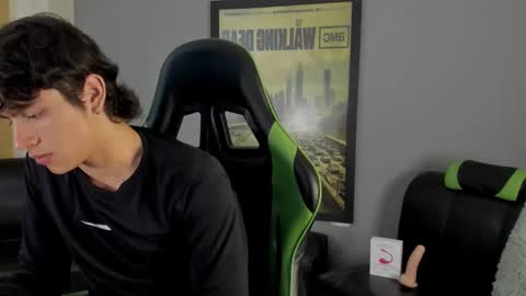 Snapshot of axelraven chatting on January 14, 5:23 pm Axel Raven online show from January 14, 5:23 pm