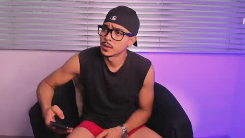 Axel online show from June 5, 12:55 pm