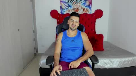 Axel online show from May 14, 11:39 am
