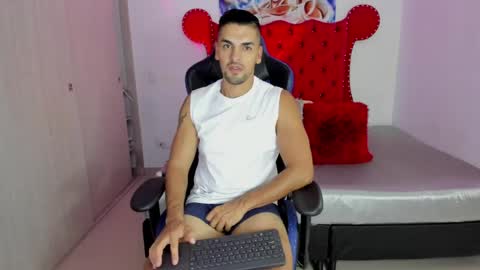 Axel online show from May 19, 10:43 am