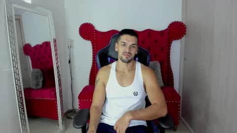Axel online show from July 16, 11:16 am