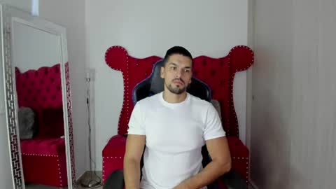 Axel online show from July 21, 10:50 am