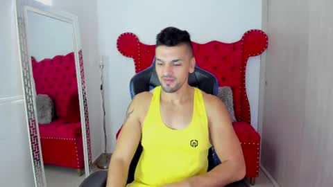 Axel online show from July 25, 1:08 pm