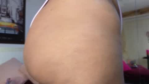 Axhley online show from October 18, 9:32 am