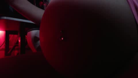 Axl online show from January 14, 4:40 am