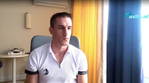 Snapshot of axl_fx chatting on April 6, 6:47 am Axl online show from April 6, 6:47 am