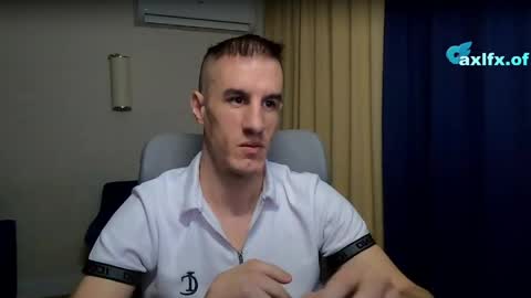 Snapshot of axl_fx chatting on April 16, 1:06 am Axl online show from April 16, 1:06 am