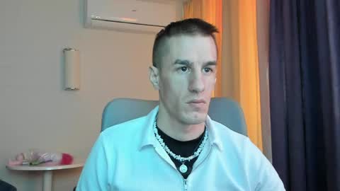 Snapshot of axl_fx chatting on April 26, 3:53 pm Axl online show from April 26, 3:53 pm