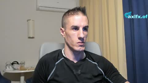 Snapshot of axl_fx chatting on May 14, 1:23 am Axl online show from May 14, 1:23 am