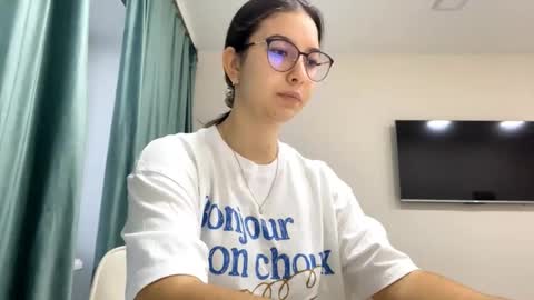 Allison online show from November 14, 7:29 am