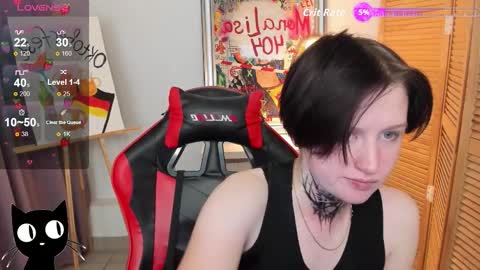 ayaks online show from October 5, 2:15 pm