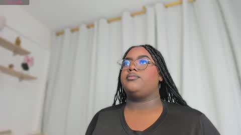 Snapshot of ayanaa_ebony_ chatting on April 30, 11:16 am Ayana online show from April 30, 11:16 am