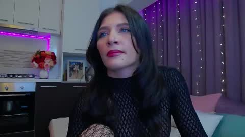 Snapshot of ayannajoyy chatting on October 13, 9:15 pm Ayanna online show from October 13, 9:15 pm