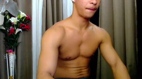 YOBOI ED online show from August 6, 3:03 pm
