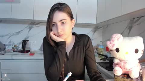 Ayesha online show from February 6, 11:02 am