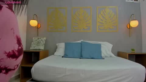 Alyda Jaramillo online show from February 27, 6:20 pm