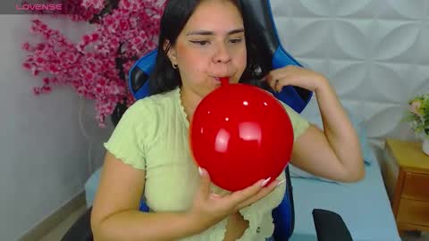 Alyda Jaramillo online show from September 11, 7:14 pm