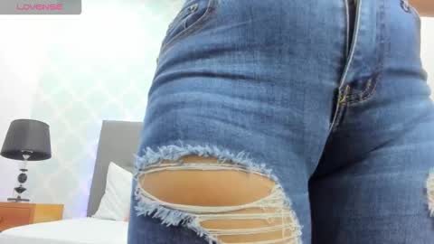 Alyda Jaramillo online show from September 30, 7:08 pm