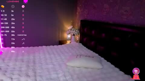 Snapshot of ayla_demir chatting on November 16, 10:59 pm Ayla Demir online show from November 16, 10:59 pm