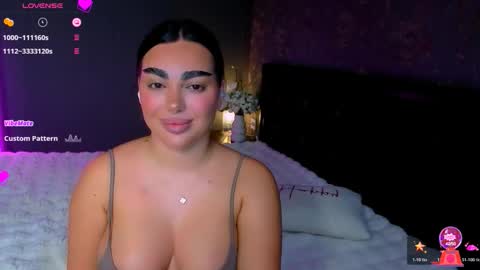 Snapshot of ayla_demir chatting on November 30, 10:58 pm Ayla Demir online show from November 30, 10:58 pm