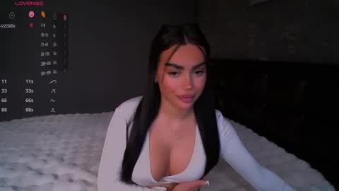 Ayla online show from January 5, 6:13 pm