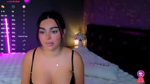 Ayla online show from October 22, 8:08 pm