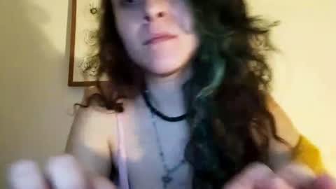 Snapshot of aylasavage chatting on June 15, 12:13 am aylasavage online show from June 15, 12:13 am