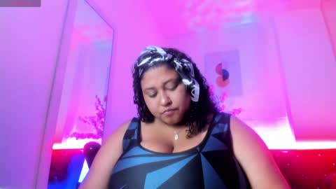 Snapshot of ayliinn_ chatting on April 7, 1:28 am Ayliinn online show from April 7, 1:28 am