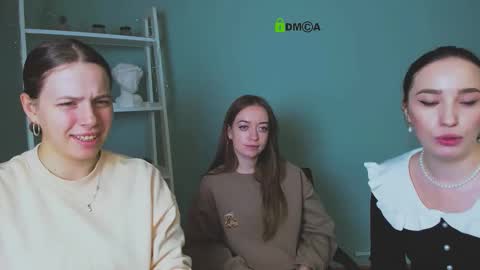 Snapshot of aylin_mirage chatting on November 29, 9:34 am aylin_mirage online show from November 29, 9:34 am