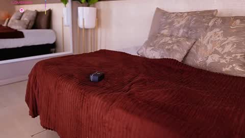 Aylin Millerxs online show from October 3, 3:53 pm