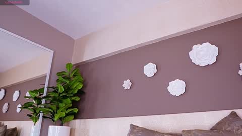 Aylin Millerxs online show from October 4, 3:54 pm