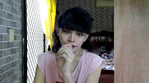 aymkyline online show from October 25, 2:30 am