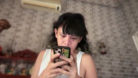 Snapshot of aymkyline chatting on May 29, 2:20 am aymkyline online show from May 29, 2:20 am